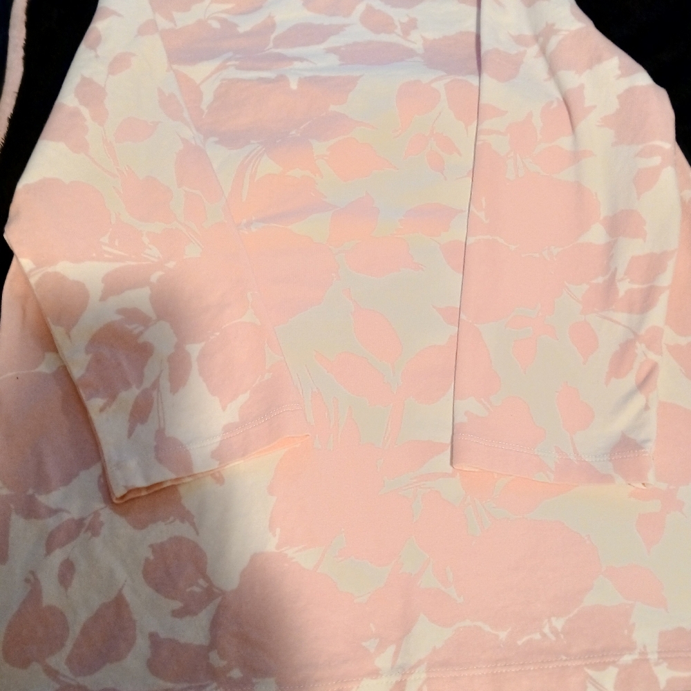 Talbots Pink and Cream Floral Top with 3/4 length sleeves
